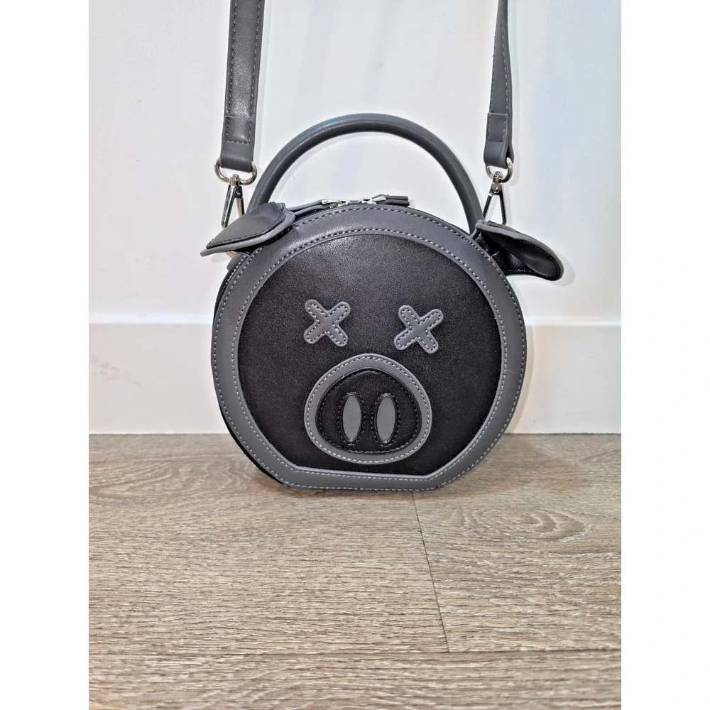 Jeffree Star x Shane Dawson: The Conspiracy Collection pig round crossbody purse